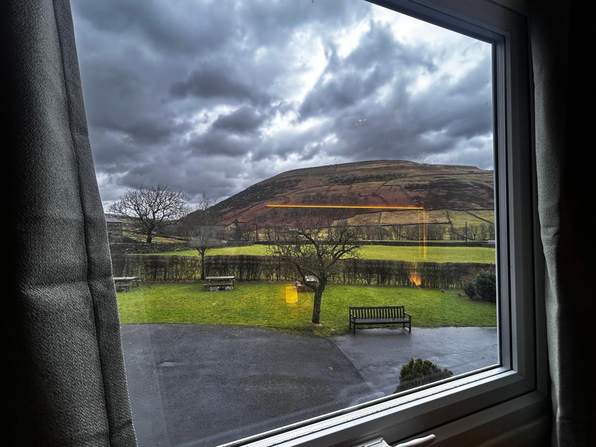 Kearton Guest House Thwaite Bagian luar foto